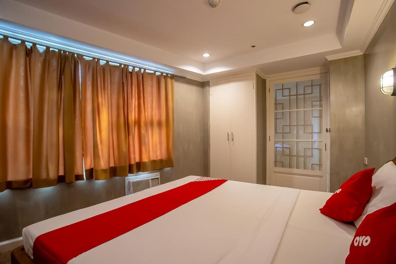 Oyo 821 Connector Hostel Макати Экстерьер фото