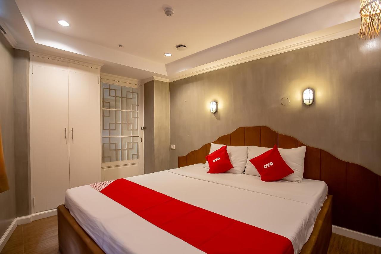 Oyo 821 Connector Hostel Макати Экстерьер фото